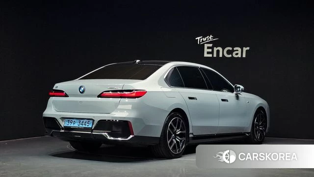 BMW i7 (G70) id 4905027 из Кореи 12