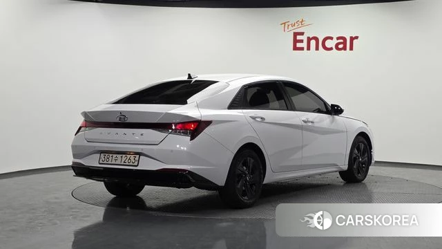 Hyundai Avante Hybrid (CN7) id 3904054 из Кореи 12