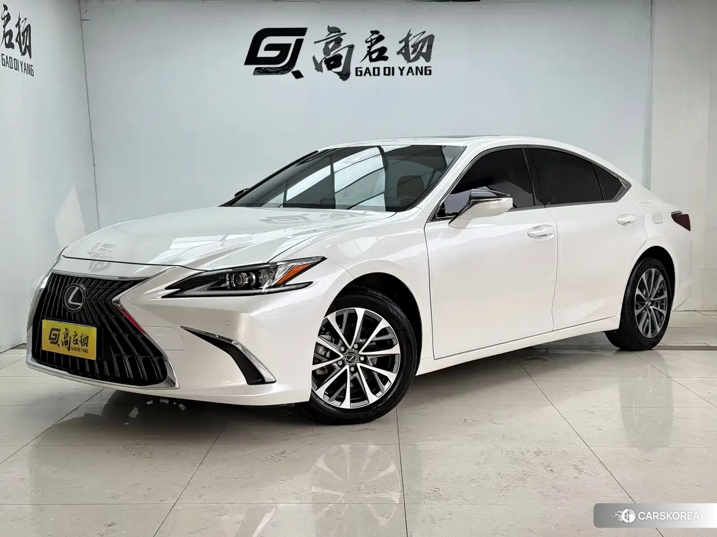 Lexus ES id 4599564 из Китая 12