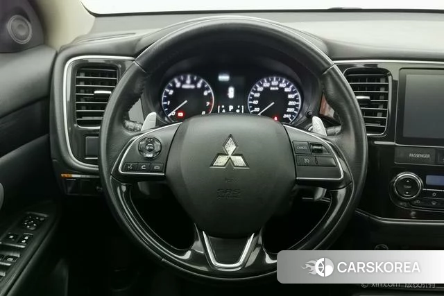 Mitsubishi  Outlander id 4210212 из Китая 12