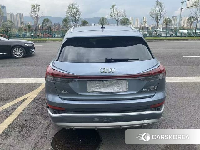 Audi Q4 e-tron 2024 Синий из Китая, фото 4