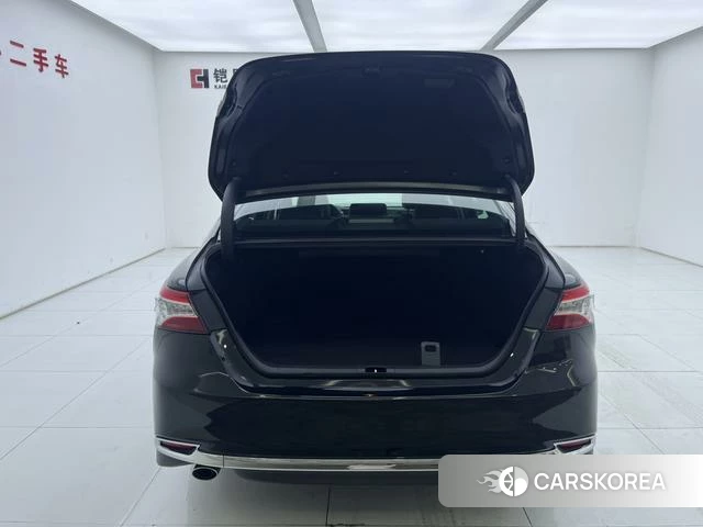 Toyota Camry 2024 Черный из Китая, фото 6