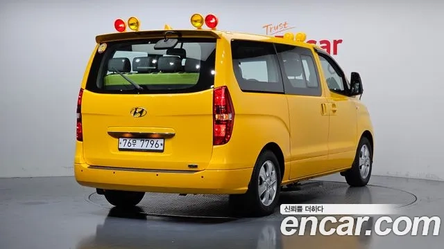 Hyundai The New Grand Starex id 2932445 из Кореи 12