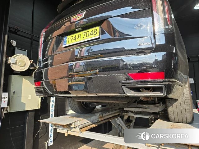 Cadillac Escalade 5th Generation 2023 Черный из Кореи, фото 2