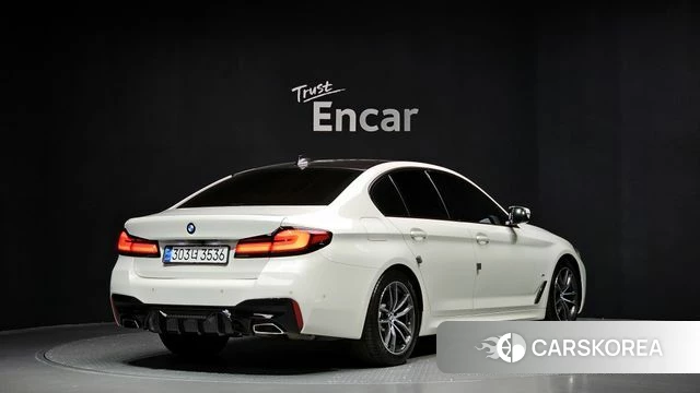 BMW 5 Series (G30) id 4284165 из Кореи 12