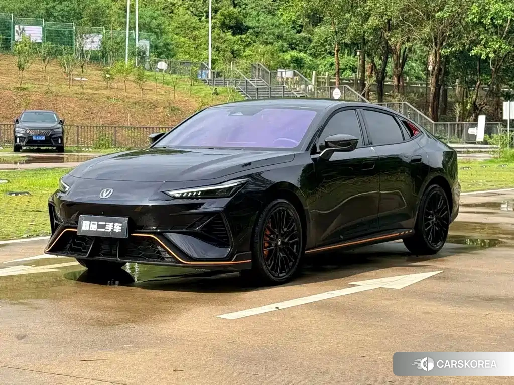 Chang'an UNI-V 2026 Черный из Китая, фото 2
