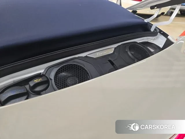 Porsche 911(992) id 3186961 из Кореи 10