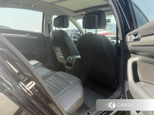 Volkswagen Magotan id 4254320 из Китая 7