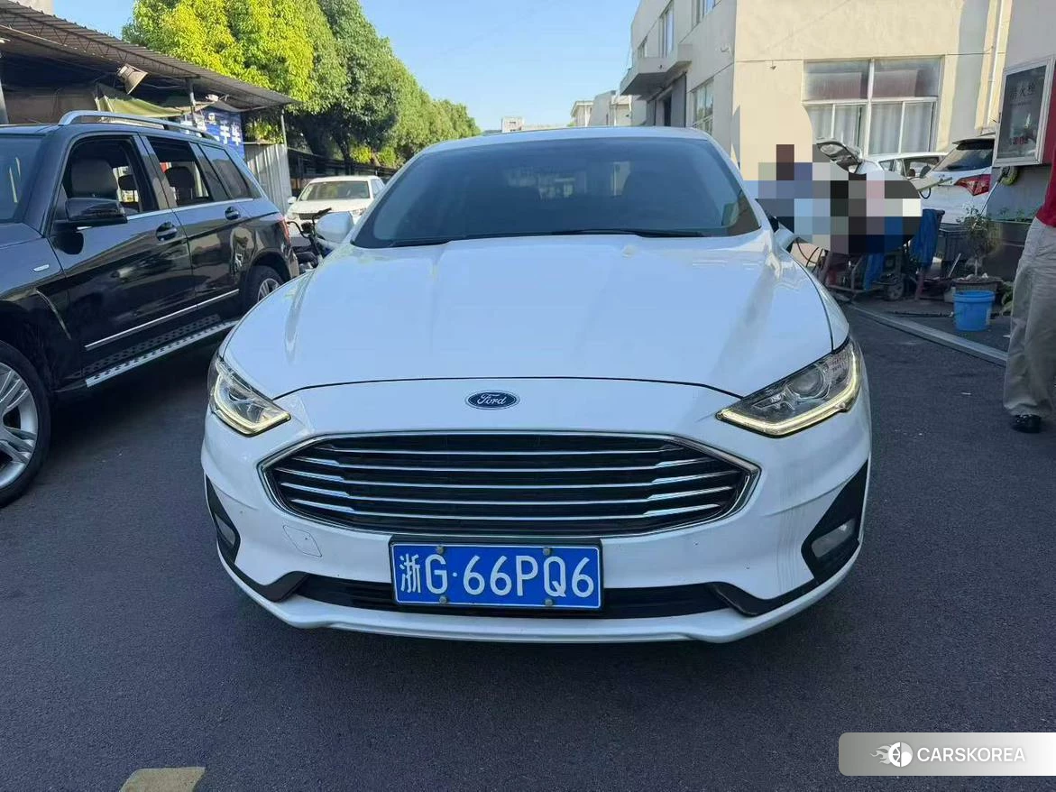 Ford Mondeo 2020 Белый из Китая, фото 2