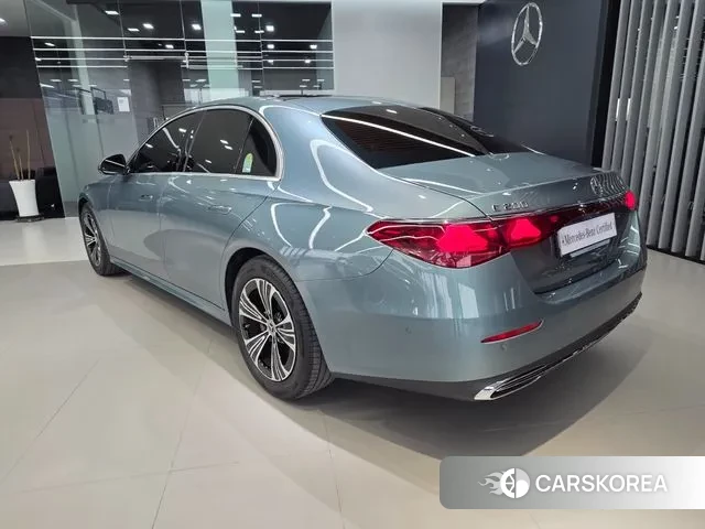 Mercedes-Benz E-Class W214 id 3476569 из Кореи 12