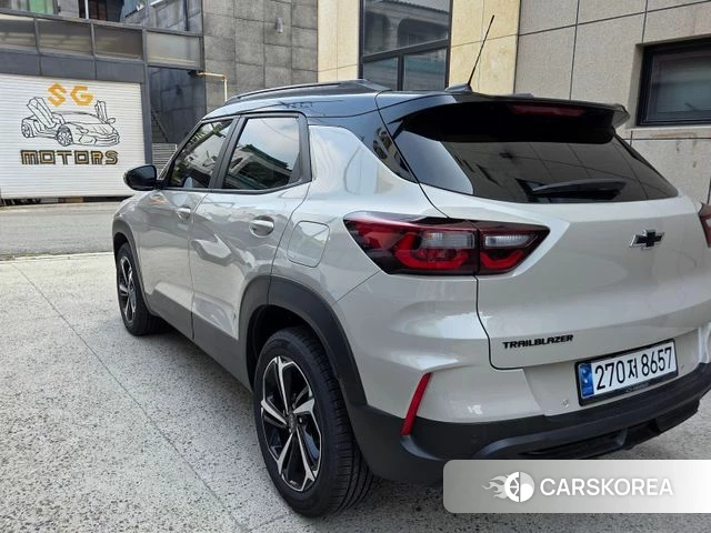 Chevrolet (GM Daewoo) The New Trail Blazer 2025 Жемчужный цвет из Кореи, фото 2