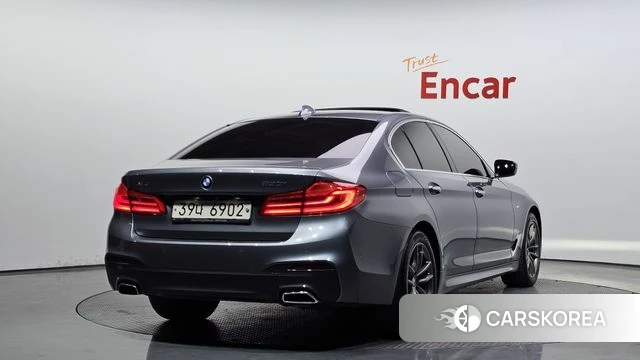 BMW 5 Series (G30) id 4203947 из Кореи 12