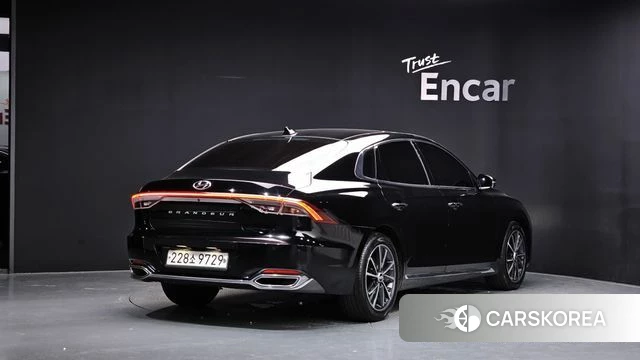 Hyundai The New Grandeur IG id 4737037 из Кореи 12