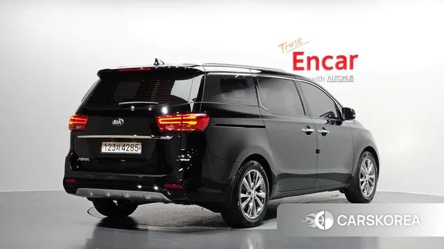 Kia The New Carnival id 3504899 из Кореи 12