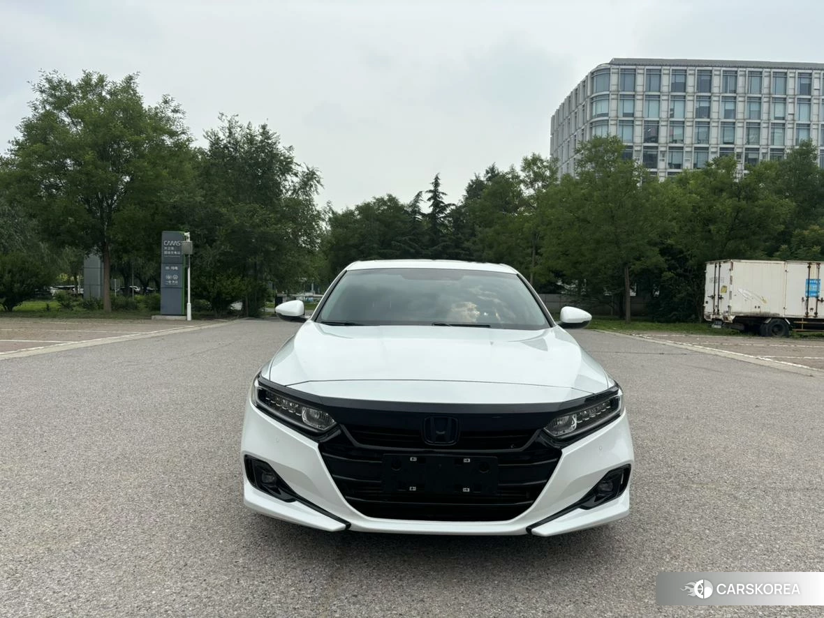 Honda Accord 2021 Белый из Китая, фото 2
