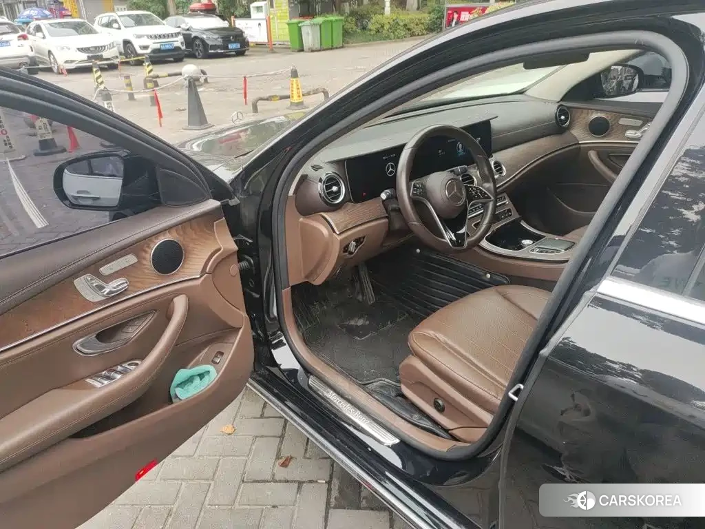 Mercedes-Benz E-Class id 4622383 из Китая 12