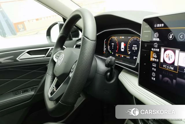 Volkswagen Tiguan L id 4300315 из Китая 12