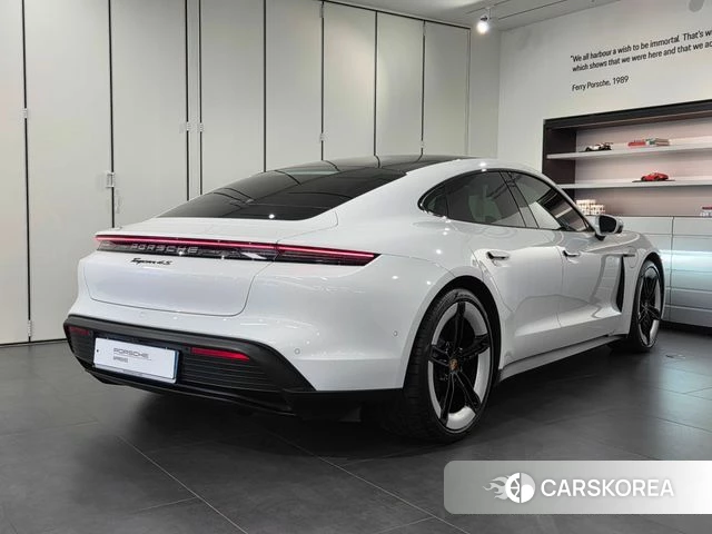 Porsche Taycan 2024 Белый из Кореи, фото 4
