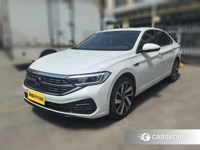 Volkswagen Sagitar 2024 Белый из Китая, фото 2