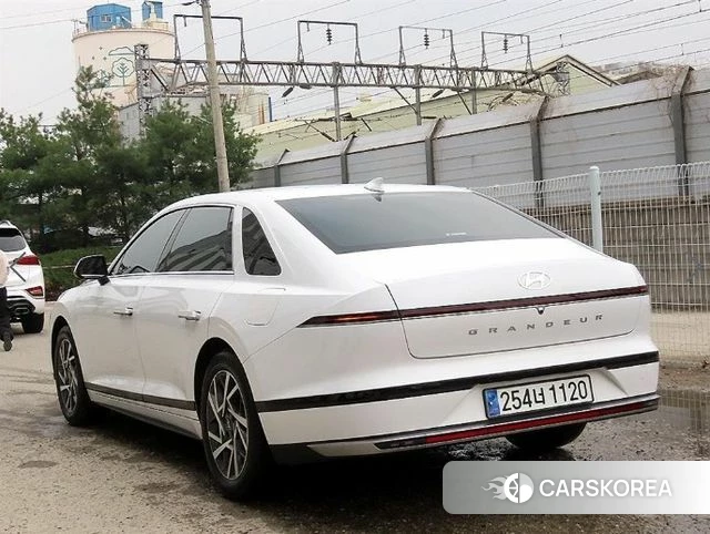 Hyundai Grandeur Hybrid (GN7) id 3883341 из Кореи 12
