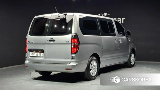Hyundai The New Grand Starex id 3955208 из Кореи 12