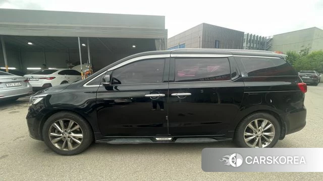 Kia The New Carnival 2019 Черный из Кореи, фото 2
