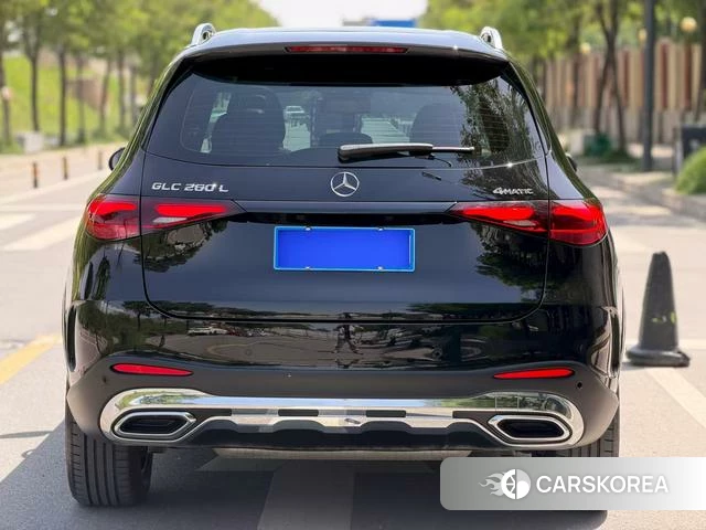 Mercedes-Benz GLC 2024 Черный из Китая, фото 2