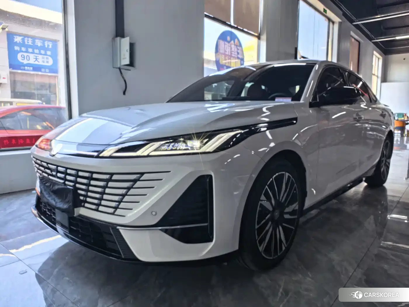 Chang'an Yidong 2026 Белый из Китая, фото 4