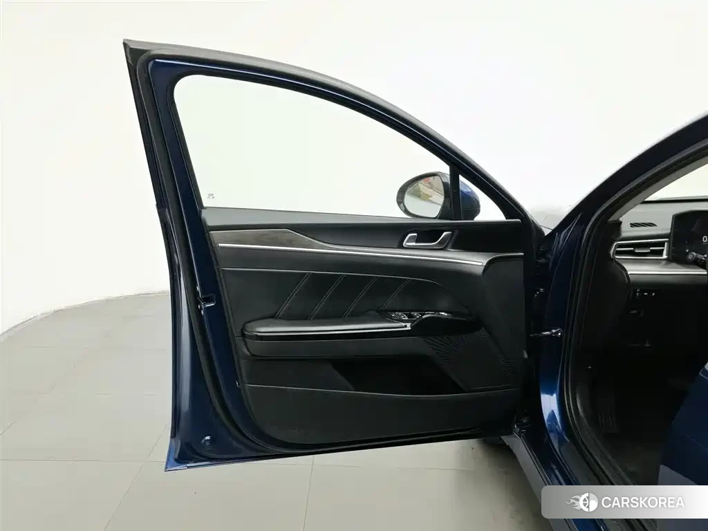 Kia K5 id 4559855 из Китая 12