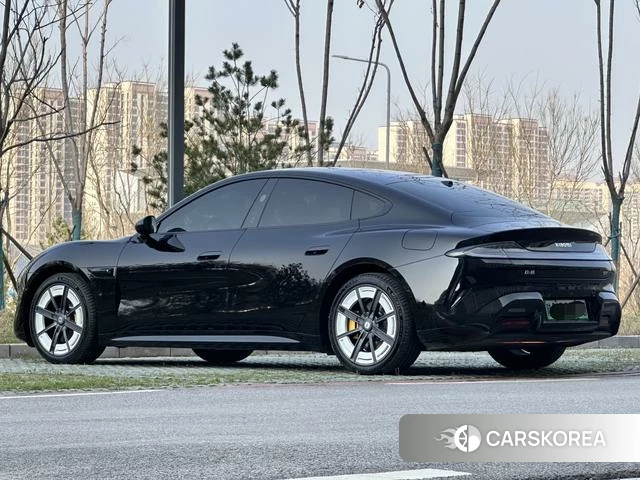 Xiaomi Car Xiaomi SU7 id 4182639 из Китая 9