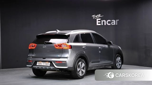 Kia Niro id 3845942 из Кореи 12