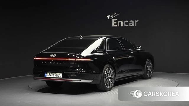 Hyundai Grandeur (GN7) id 3859134 из Кореи 12