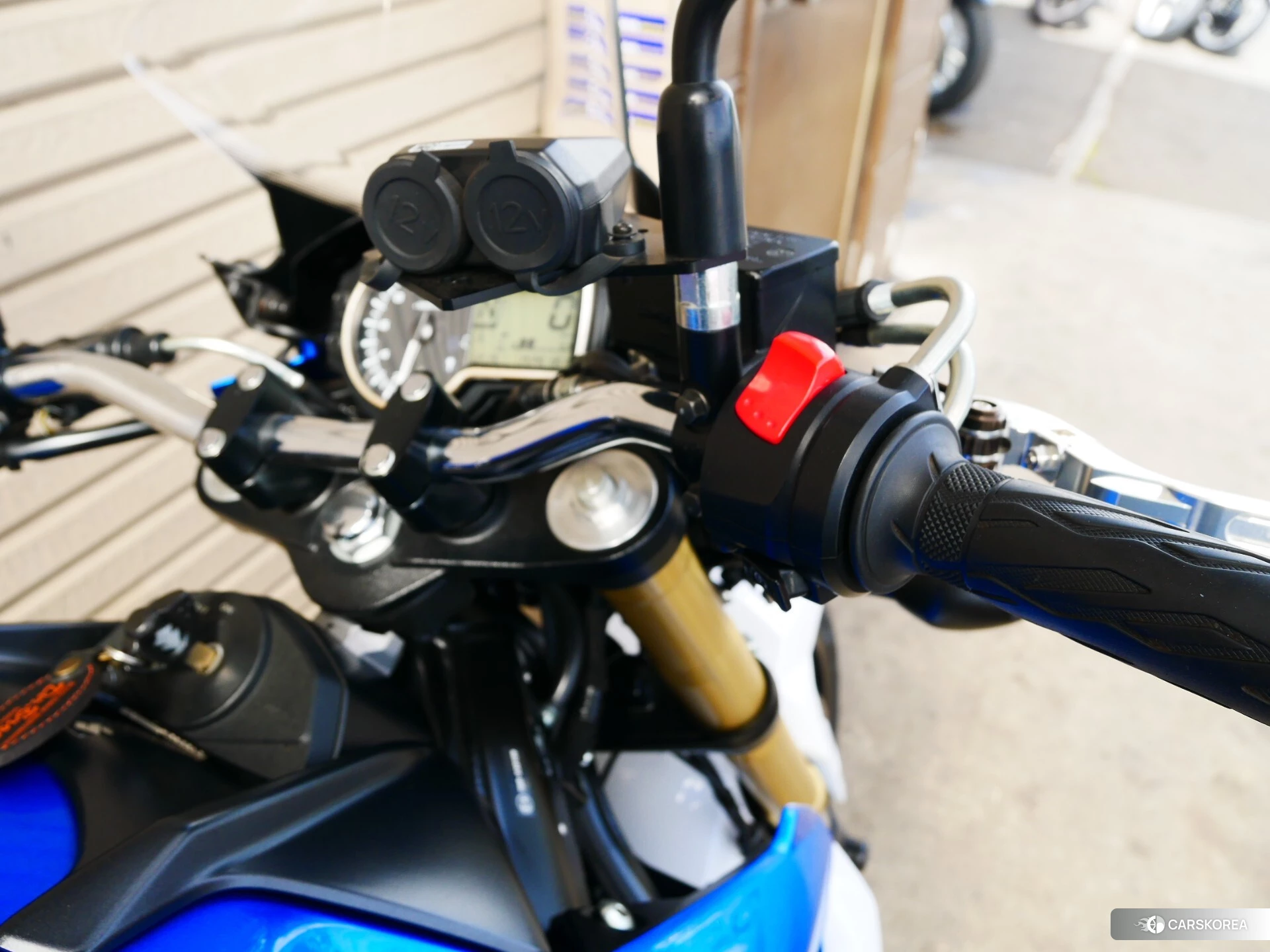 Проданный Suzuki GSR750 ABS id 4380036 из Японии, фото 10