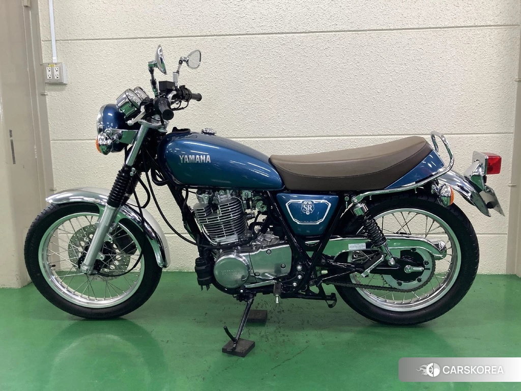 Проданный Yamaha SR 400 2020 из Японии, фото 2