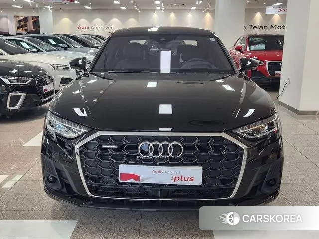 Audi A8 (D5) 2023 Черный из Кореи, фото 2