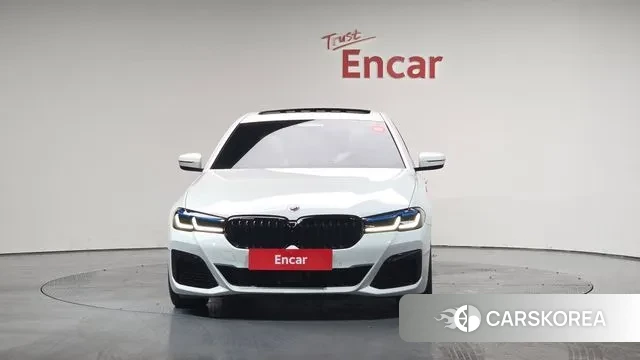 BMW 5 Series (G30) id 3452683 из Кореи 12