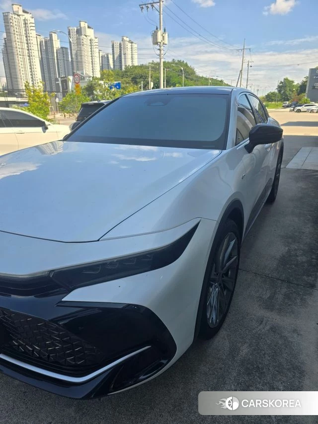 Toyota Crown Crossover 2026 Белый из Кореи, фото 2