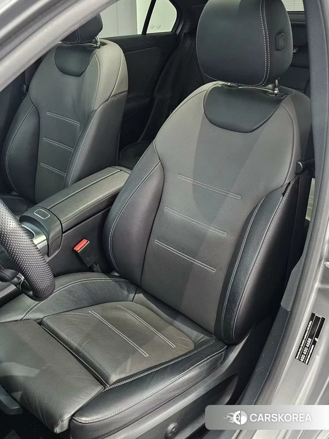Mercedes-Benz Class A AMG 2023 Темно-серый из Китая, фото 2