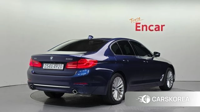 BMW 5 Series (G30) id 4371461 из Кореи 12