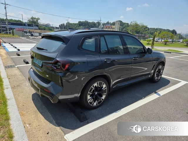 BMW iX3 2022 Черный из Кореи, фото 2