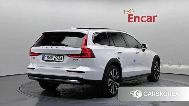 Volvo V60 Cross-Country 2nd Generation id 3786975 из Кореи 12