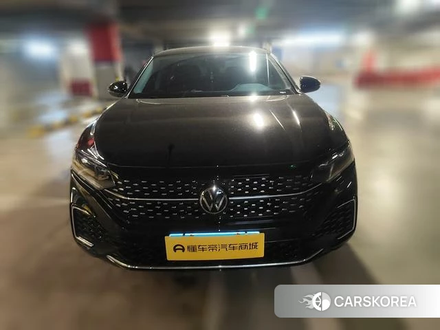 Volkswagen Passat 2024 Черный из Китая, фото 2