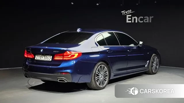 BMW 5 Series (G30) id 3422840 из Кореи 12