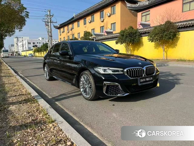 BMW 5 series 2023 Черный из Китая, фото 2