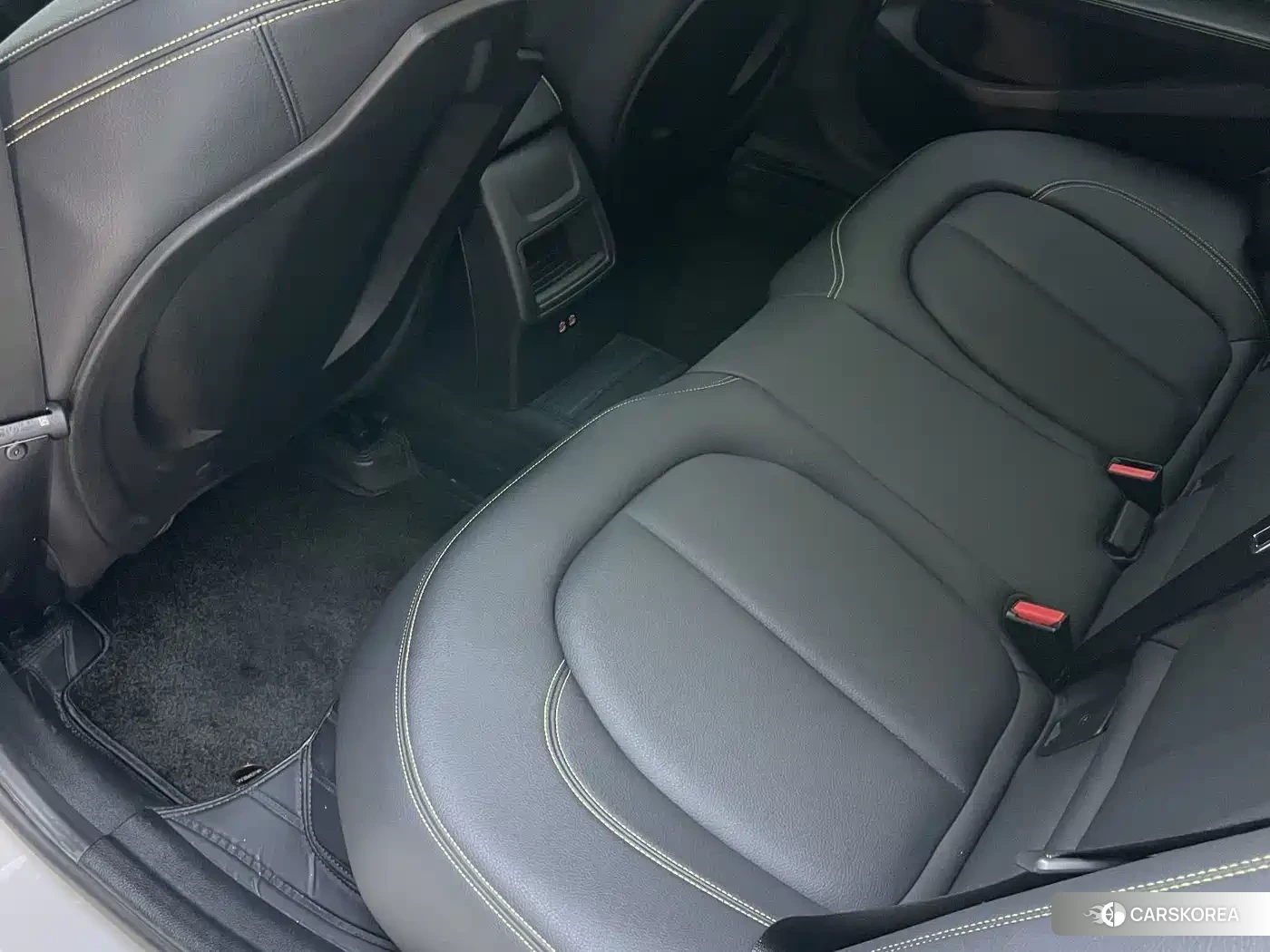 BMW 1 series id 4681154 из Китая 12