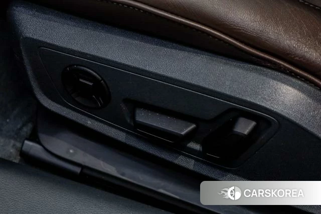 Audi A7L id 4273498 из Китая 12