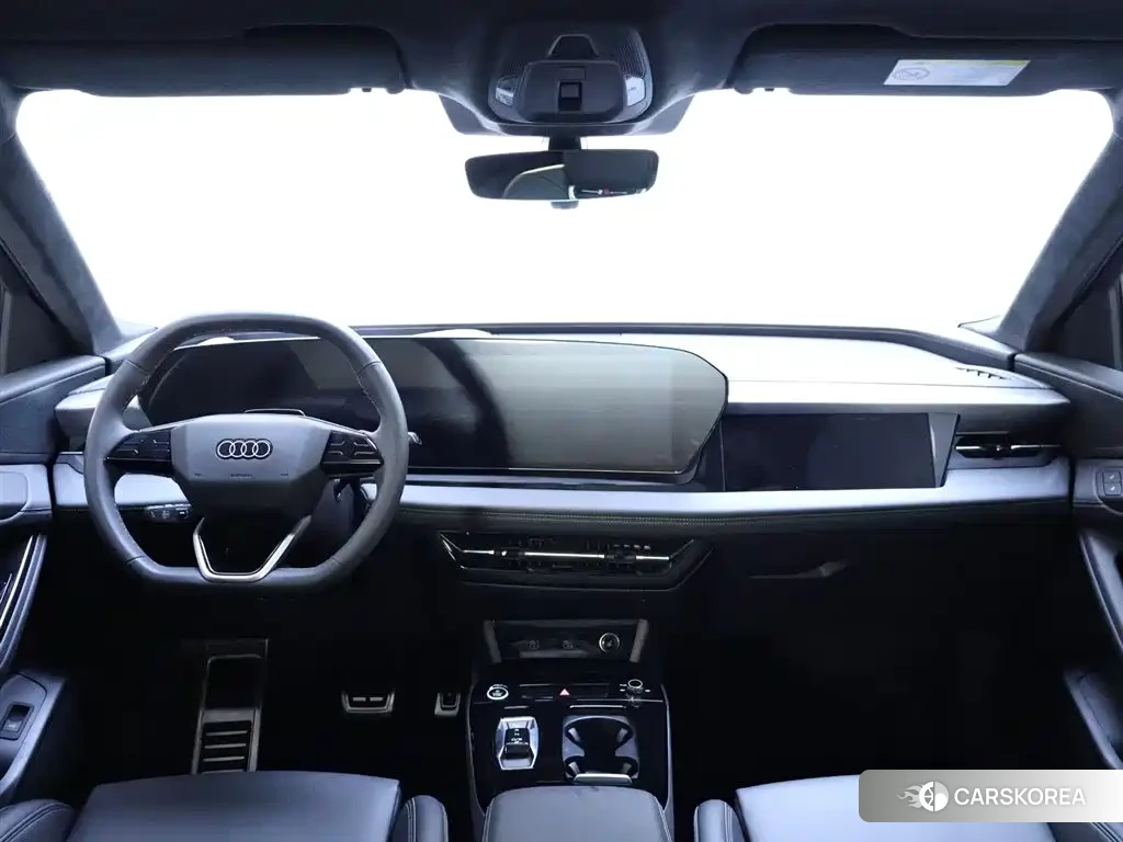 Audi Q6L id 4600385 из Китая 12