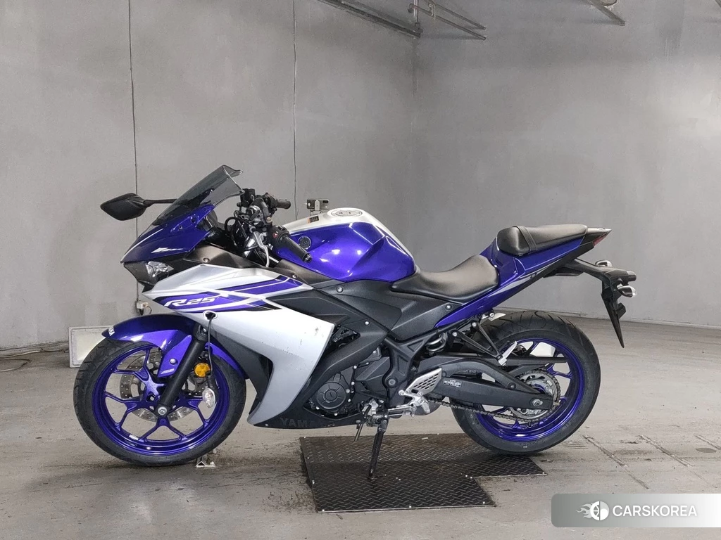 Проданный Yamaha YZF-R25 2016 из Японии