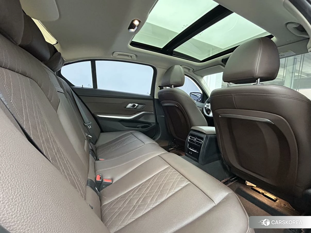 BMW 3 series id 4407379 из Китая 11