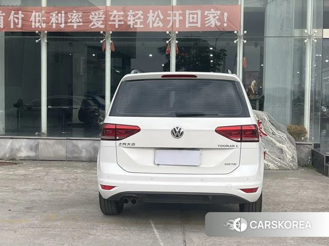 Volkswagen Touran L id 4208439 из Китая 8